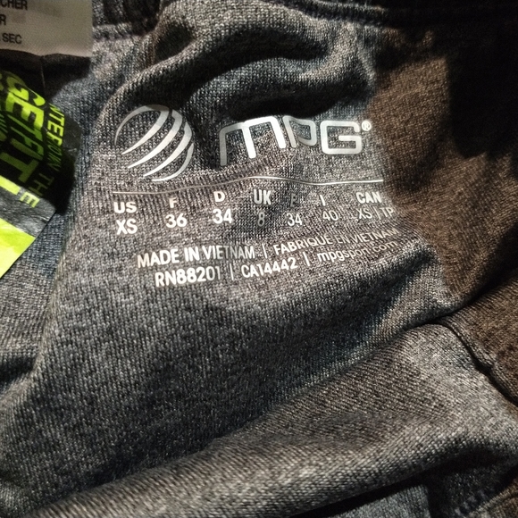 Shorts - Picture 2 of 2